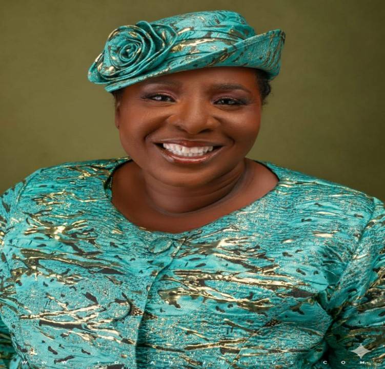 PASTOR (MRS.) JULIE O. MOMAH